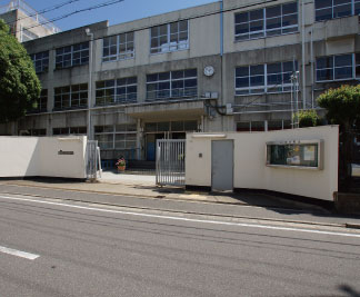 ●盾津東中学校